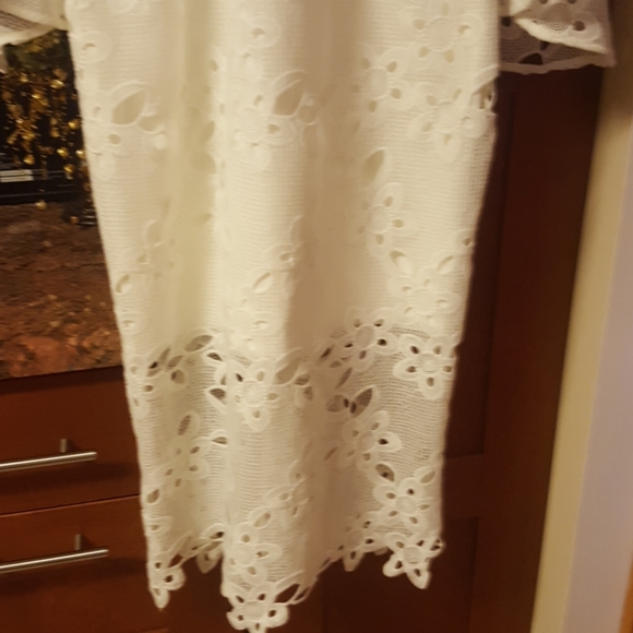 White eyelet highlow lined dress - Picture 4 of 5